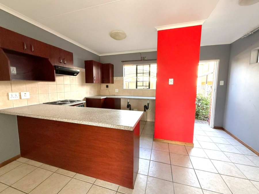 2 Bedroom Property for Sale in Hillside Free State